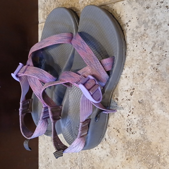 Chaco Other - Chaco Z Cloud Adjustable Strap Sandals Purple And Pink Print Kids Size 4